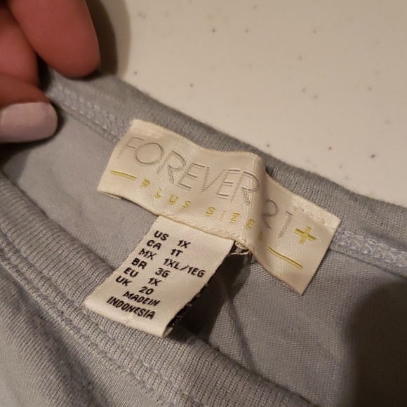 Slate Blue/Gray Distressed T-Shirt - Picture 3 of 3